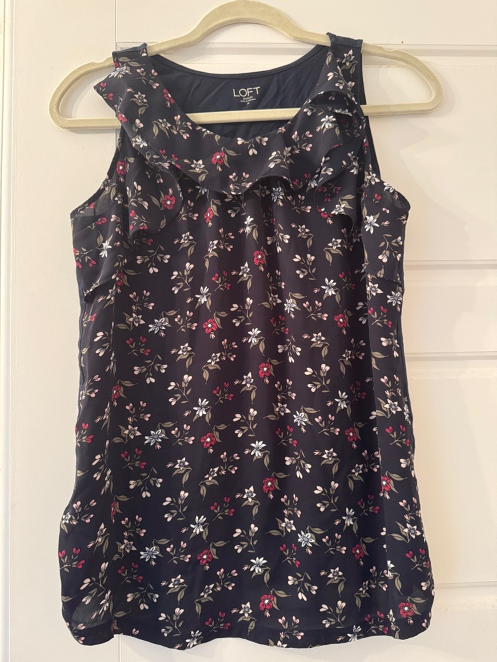 LOFT Navy Floral Tank Top Size Medium